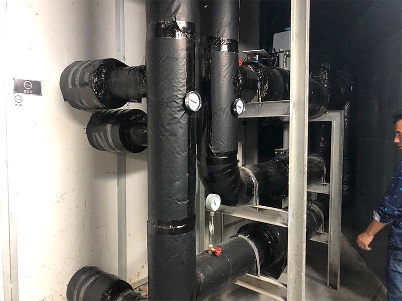地鐵站空調(diào)機(jī)組管道保溫工程施工.jpg