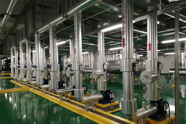 鍍鋅鐵皮管道保溫.jpg 鍍鋅鐵皮管道保溫.jpg